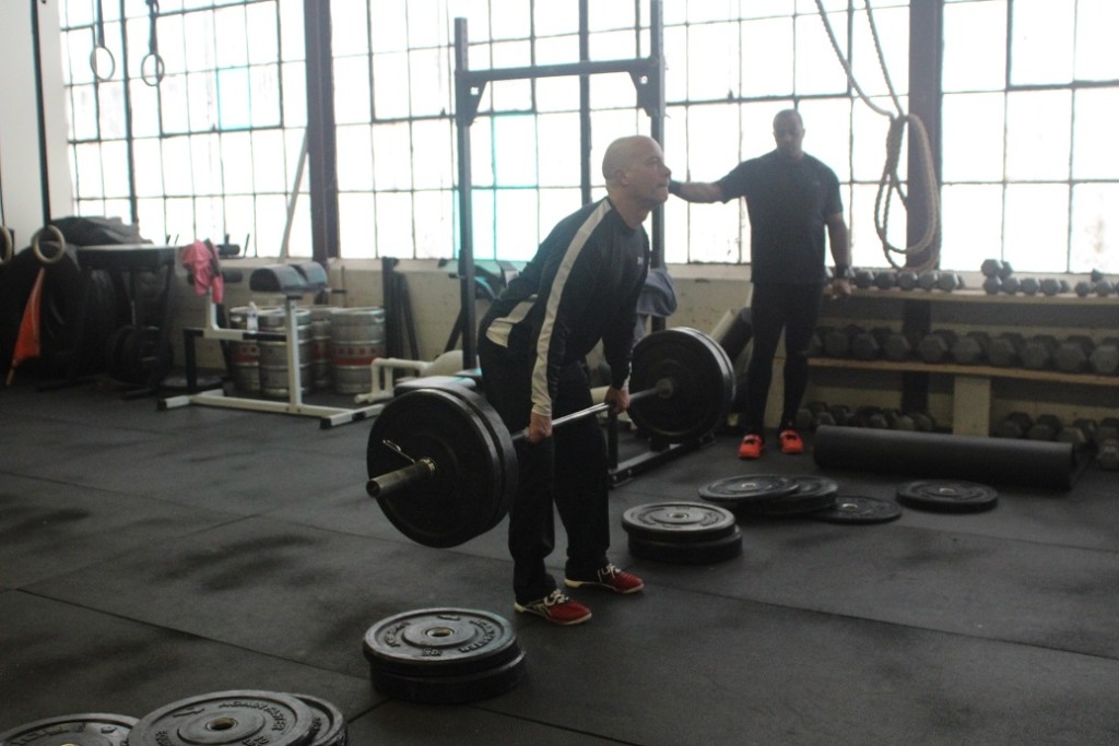 Joe S. ironing out some deadlift form
