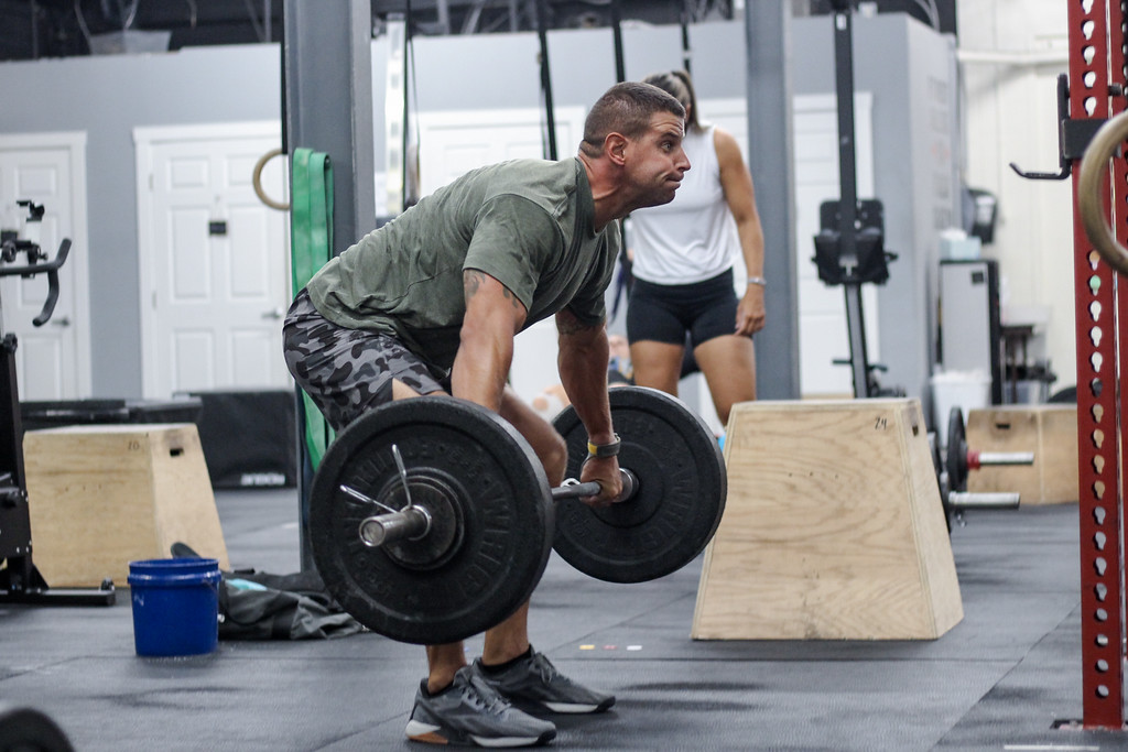 The Ultimate Manual for the Suitcase Deadlift - Steel Supplements
